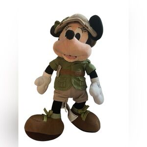 Disney Parks Animal Kingdom Safari Minnie Mouse plush. 
Green Shirt Safari Hat